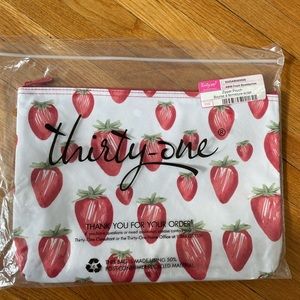 Thirty-One Zipper Pouch Fresh Strawberries